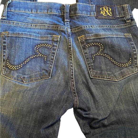 Rock & Republic Size 8 Stretch Boot Leg Medium Blue Denim Jeans Great Condition - Picture 2 of 10